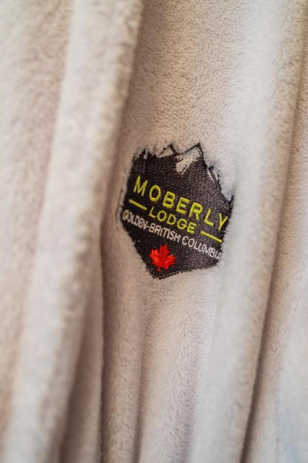 גולדן Moberly Lodge מראה חיצוני תמונה